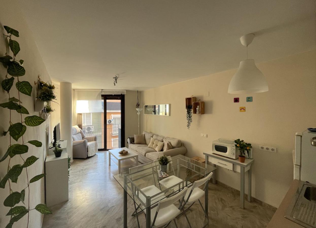 Luminoso Y Coqueto Apartamento En Málaga Buitenkant foto